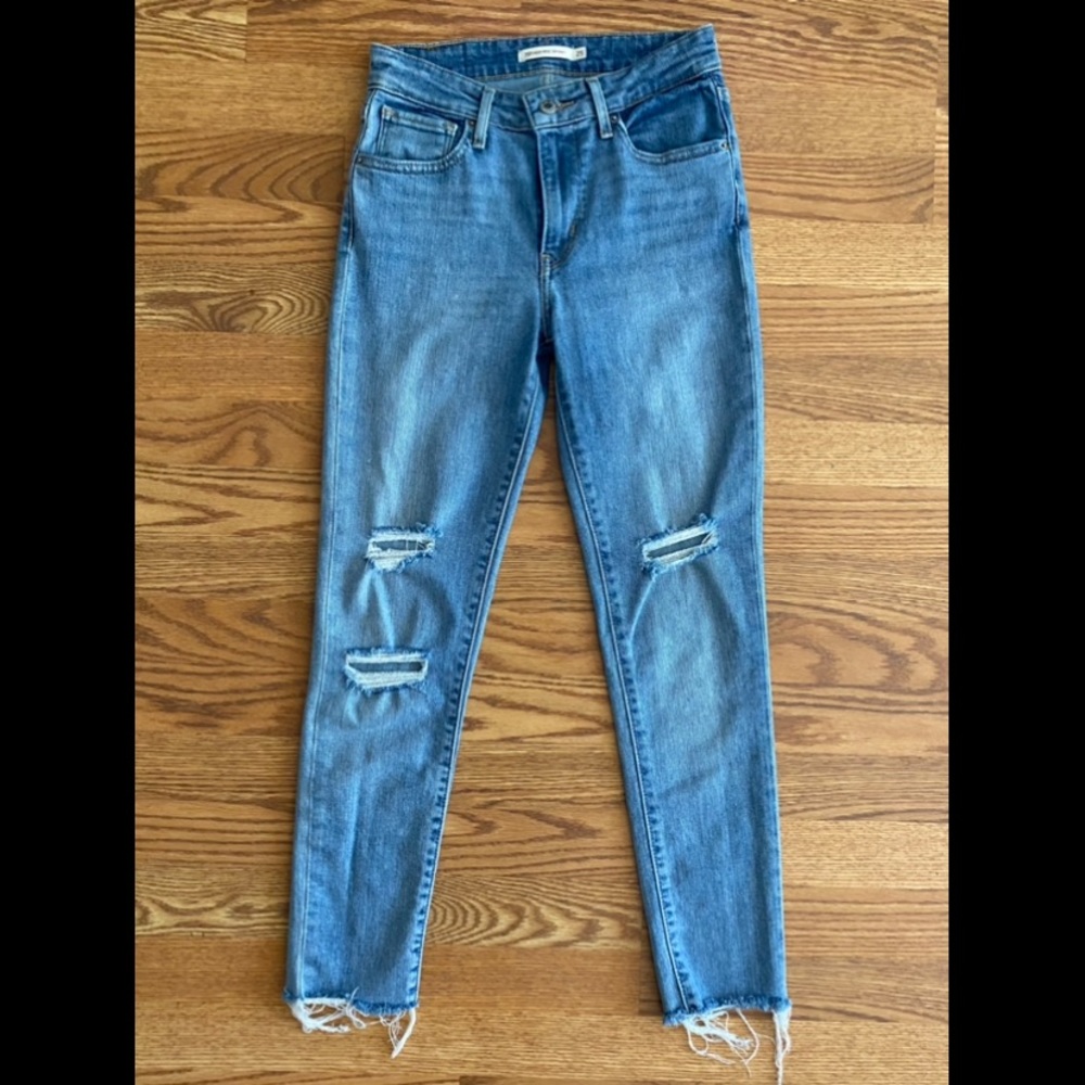LEVI’S 721 High Rise Cropped Skinny Jeans Size 25